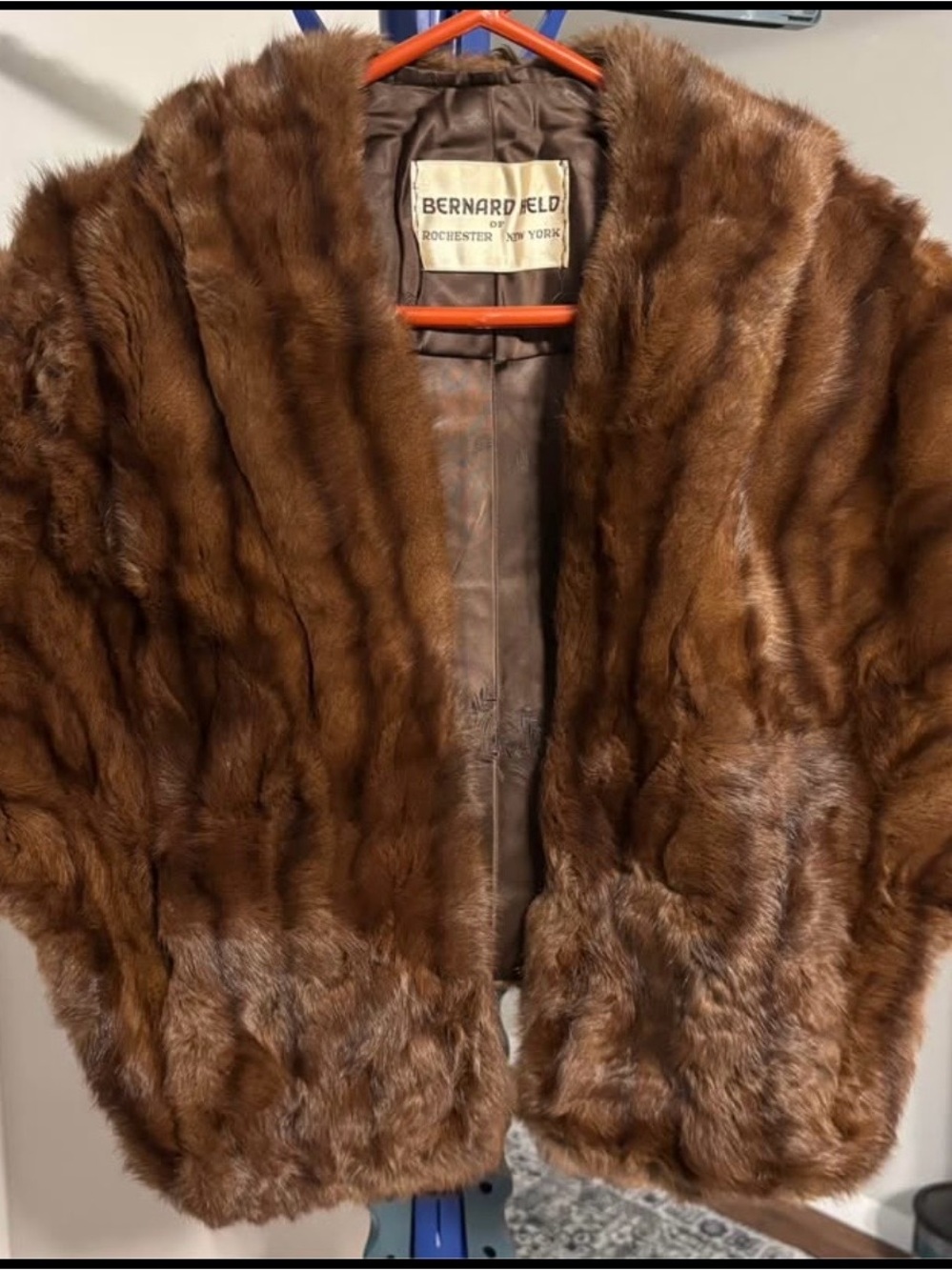 Vintage Brown Mink Jacket - Luxurious Short Coat